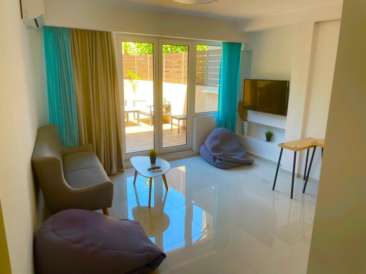 Haris White Apartment Roussospítion Exterior foto